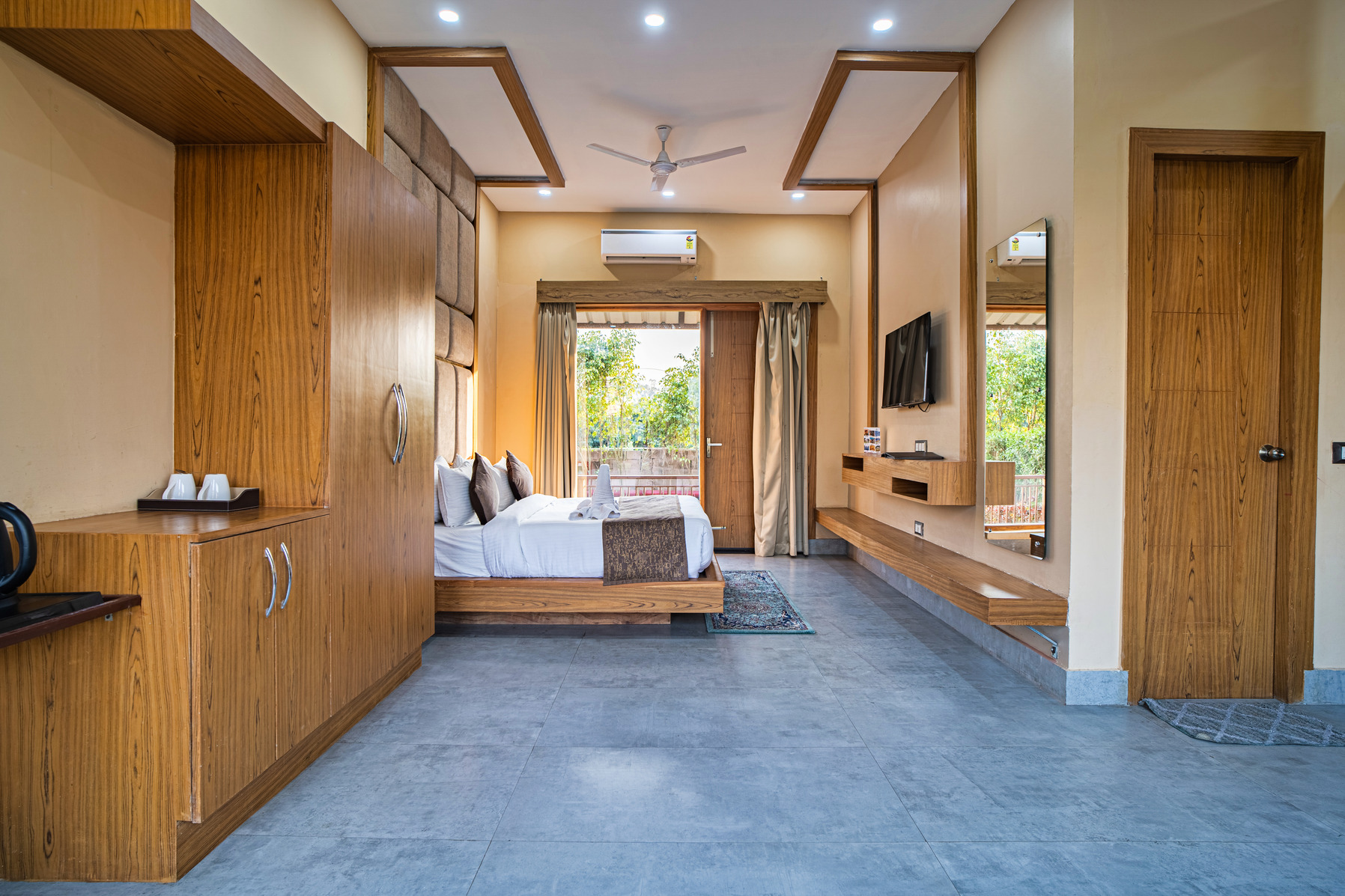 Royal room